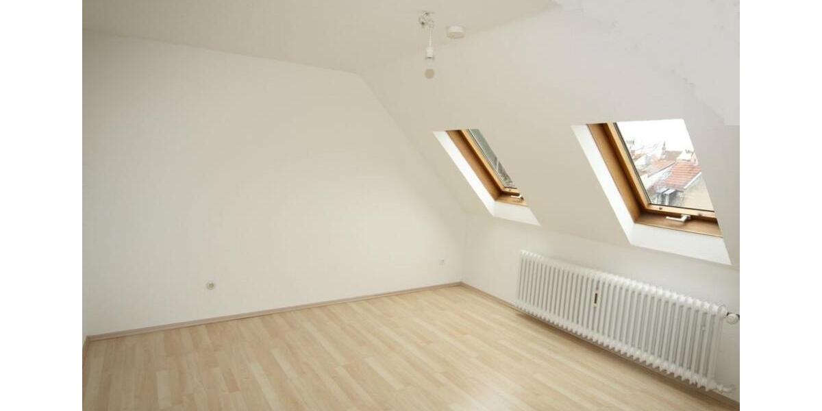 Dachgeschoßwohnung Worms Westliche Vororte - 4 Zimmer, 65 m&sup2;, 125.000&euro; | Angebot:26018243