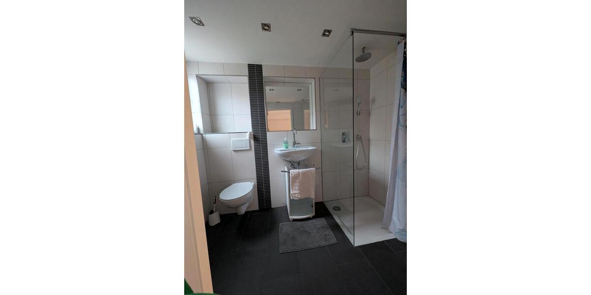 charmantes Haus in Neuostheim 9 zimmer