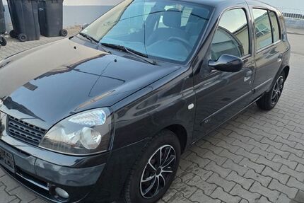 Renault Clio 228.000 km 1.200 &euro; Worms 67551