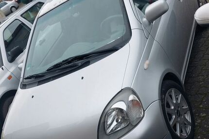 Toyota Yaris 180.000 km 1.500 &euro; Kirrweiler 67489