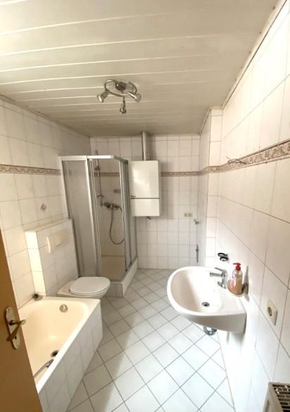 Mehrfamilienhaus, Wohnhaus Neustadt an der Weinstraße Duttweiler - 5 Zimmer, 134 m&sup2;, 299.900&euro; | Angebot:25186547