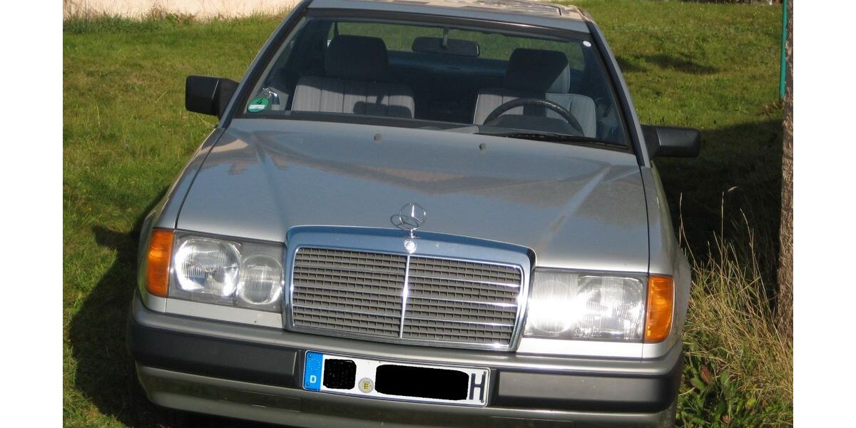 Mercedes-Benz 300 178.262 km 10.000 &euro; Hirschberg an der Bergstraße 69493