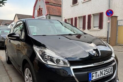 Peugeot 208 124.000 km 4.200 &euro; Frankenthal 67227