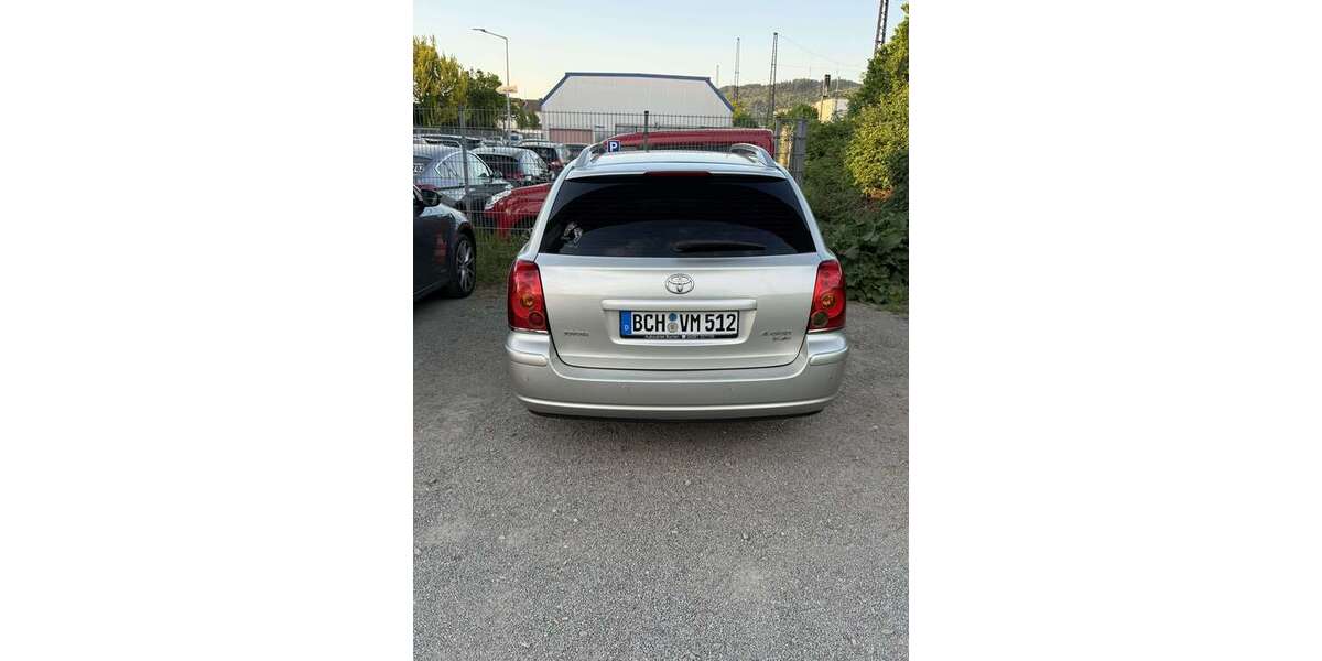 Toyota Avensis 120.000 km 4.300 &euro; Weinheim, Stadt 69469