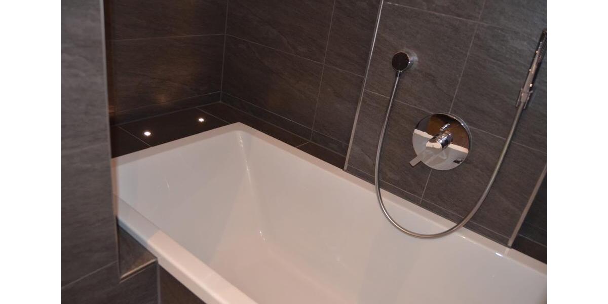 Dachgeschoßwohnung Böhl-Iggelheim Iggelheim - 3 Zimmer, 102 m&sup2;, 1.100&euro; | Angebot:24846921