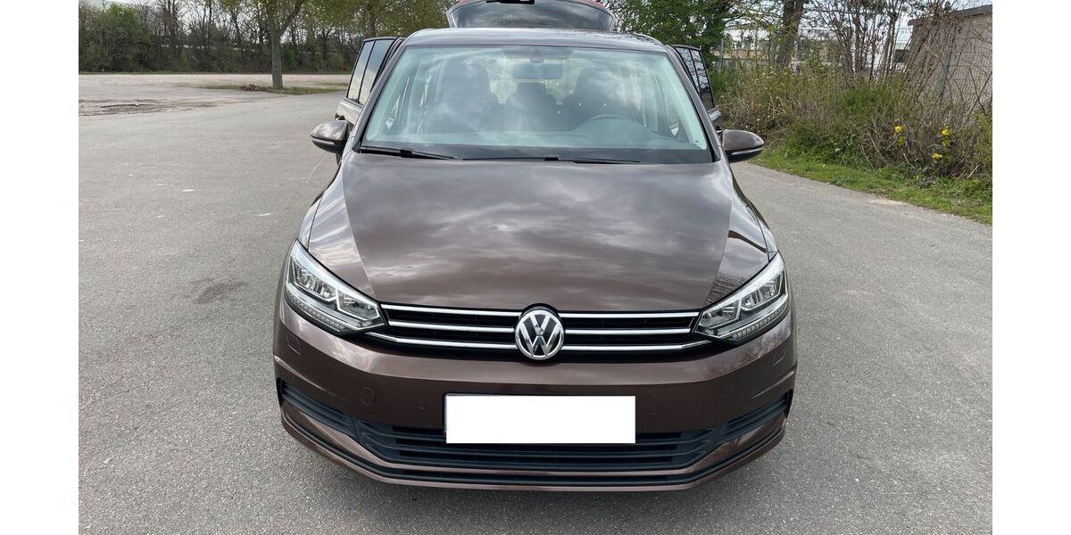 VW Touran 132.400 km 14.490 &euro; Mannheim 68309