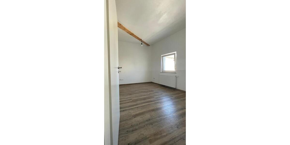 Terrassenwohnung Schifferstadt - 3 Zimmer, 76 m&sup2;, 1.250&euro; | Angebot:26305458