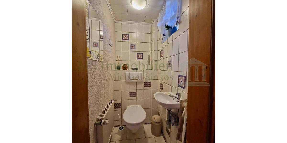 *** Charmantes Einfamilienhaus mit Garten + Terrasse *** 6 zimmer