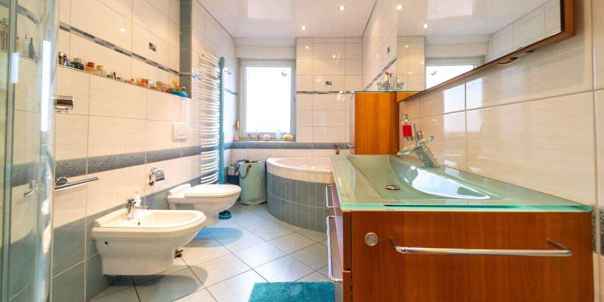 Einfamilienhaus Edingen-Neckarhausen Edingen - 7 Zimmer, 283 m&sup2;, 645.000&euro; | Angebot:25669391