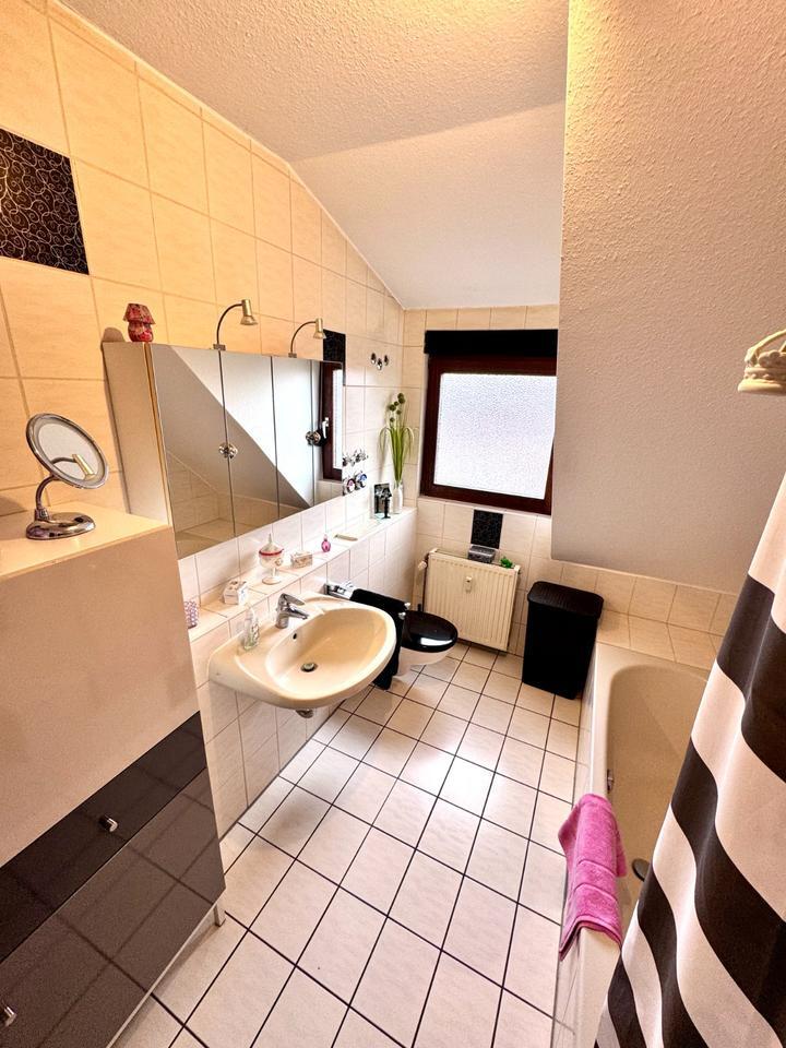 Moderne 2 Zimmer Dachgeschoßwohnung