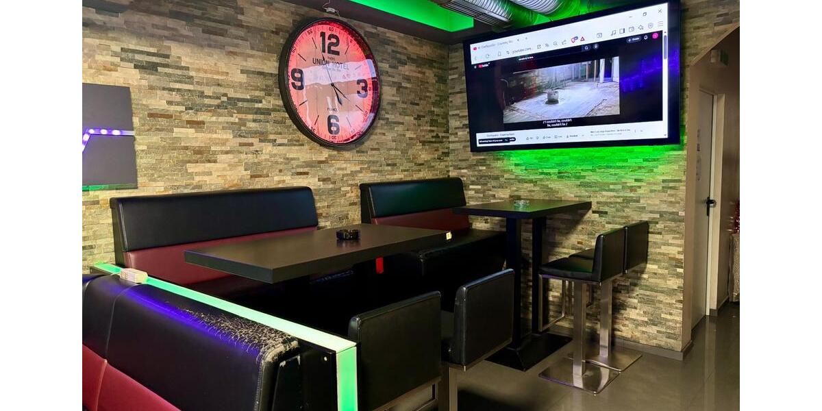 Sehr gut laufende Karaoke-Bar mit Inventarablöse, Hohe Einnahmen! zimmer