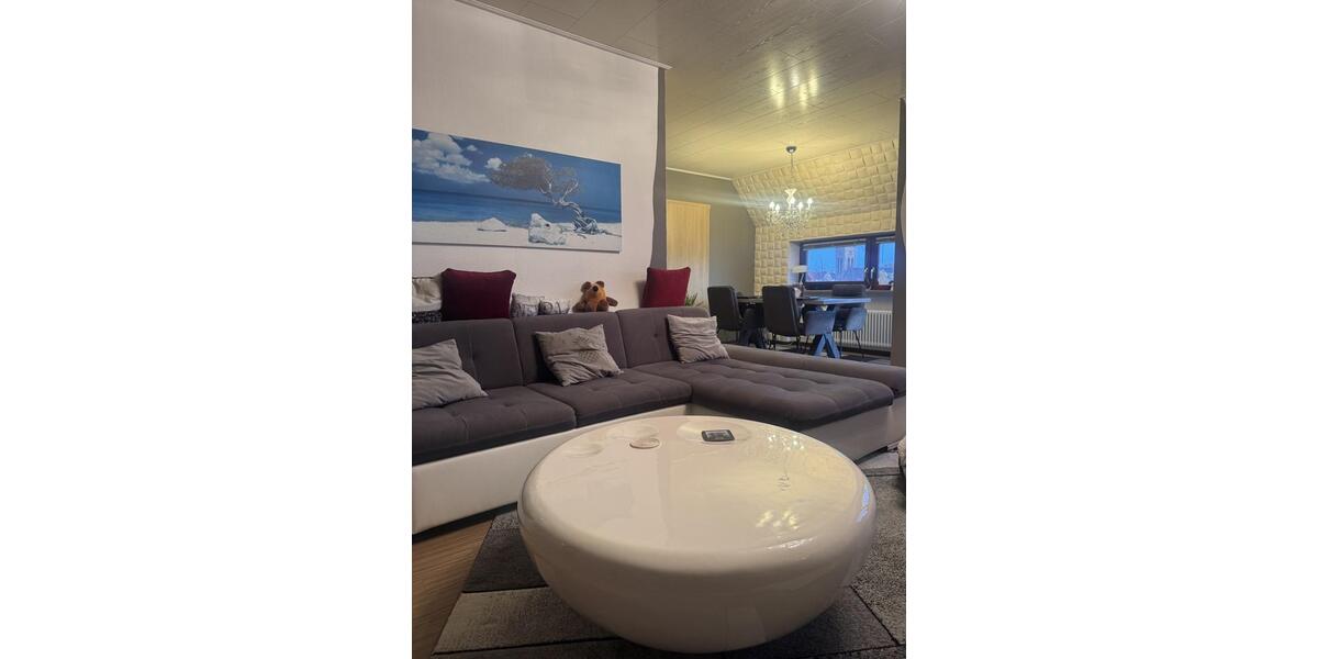 Schöne 3 ZKB Wohnung mit herrlichem Ausblick 3.5 zimmer