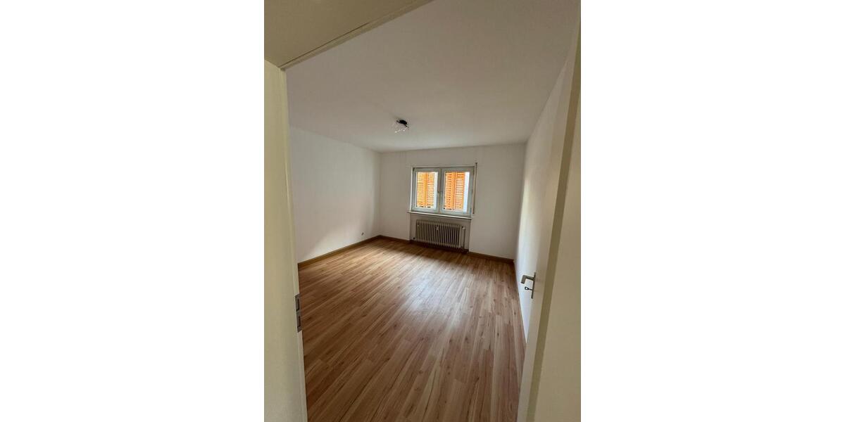 Etagenwohnung Wiesloch - 3.5 Zimmer, 79 m&sup2;, 900&euro; | Angebot:26237112