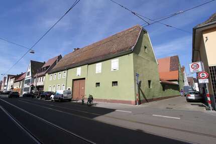 Haus zum Kaufen in Mannheim 1.100.000 € 260 m² 9 zimmer