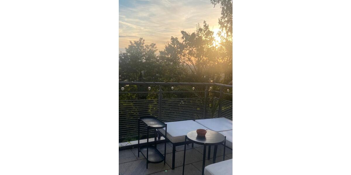 Etagenwohnung Heidelberg Neuenheim - 2.5 Zimmer, 100 m&sup2;, 2.500&euro; | Angebot:26376243