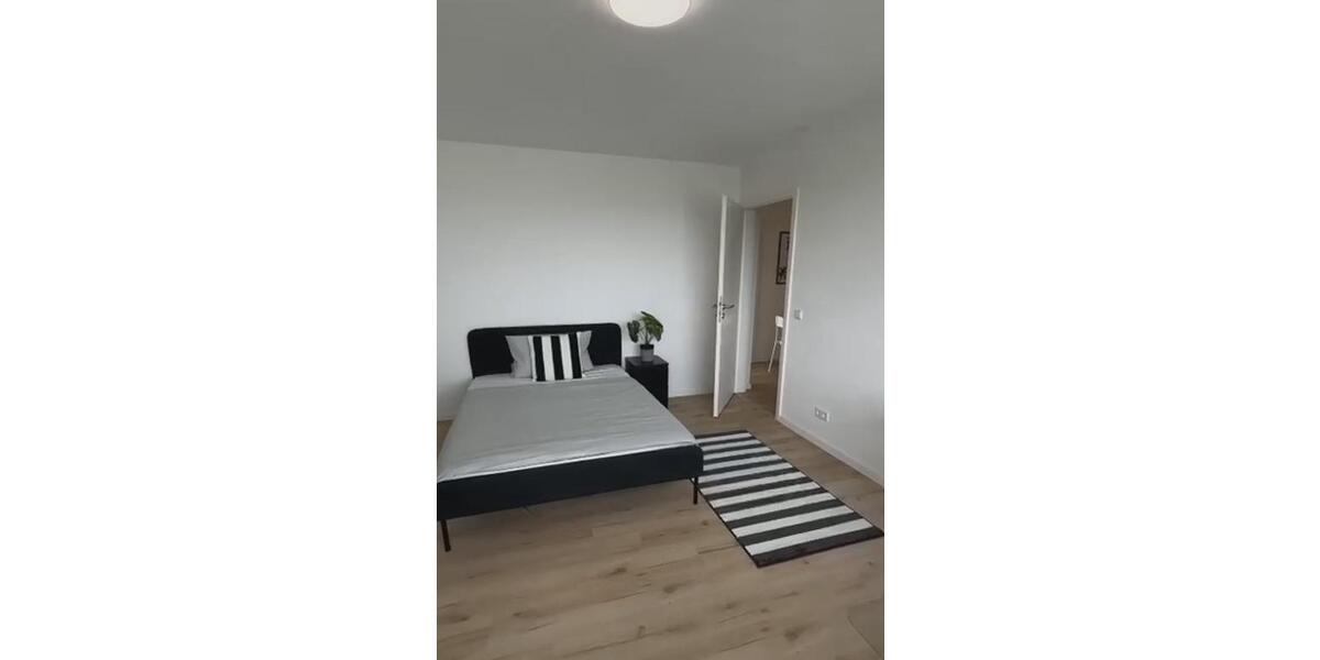 WG ZIMMER in Mannheim-Vogelstang, Pentehouse 1 zimmer