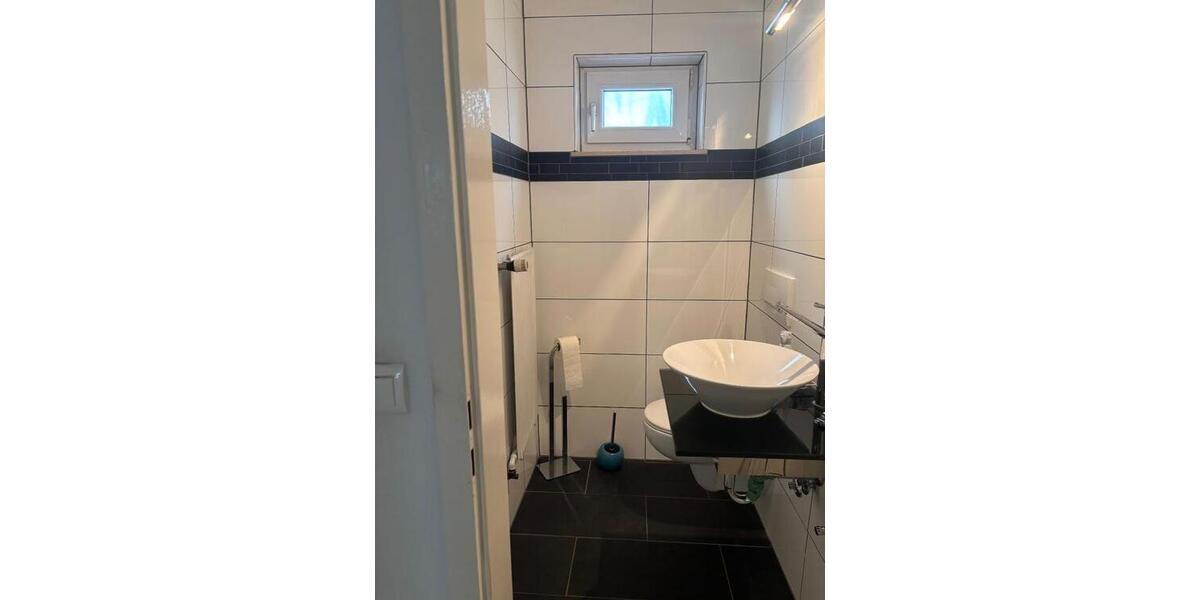 Provisionsfrei* Freistehendes Zwei-Familienhaus in bevorzugter Stadtrandlage in Viernheim - Neuzenlache von privat - Mehrfamilienhaus, Wohnhaus Viernheim | Angebot:24717370