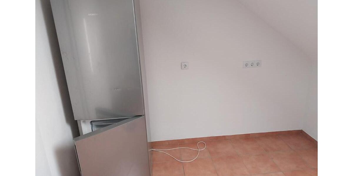 Dachgeschoßwohnung Mannheim Hochstätt - 2.5 Zimmer, 56 m&sup2;, 644&euro; | Angebot:26427117