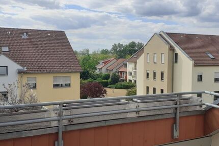 3 Zi. helle, sonnige Dachgeschoßwohnung