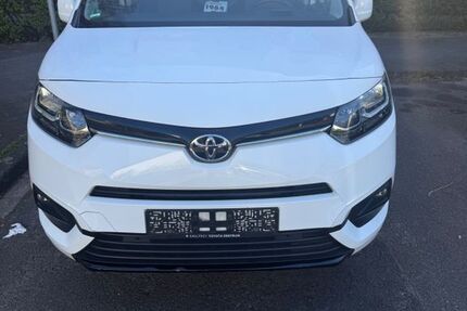 Toyota Proace City 102.200 km 16.500 &euro; Mannheim 68169