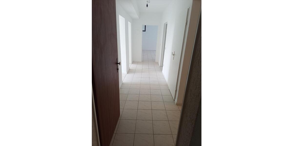 Etagenwohnung Mannheim Niederfeld - 3 Zimmer, 85 m&sup2;, 950&euro; | Angebot:25968275