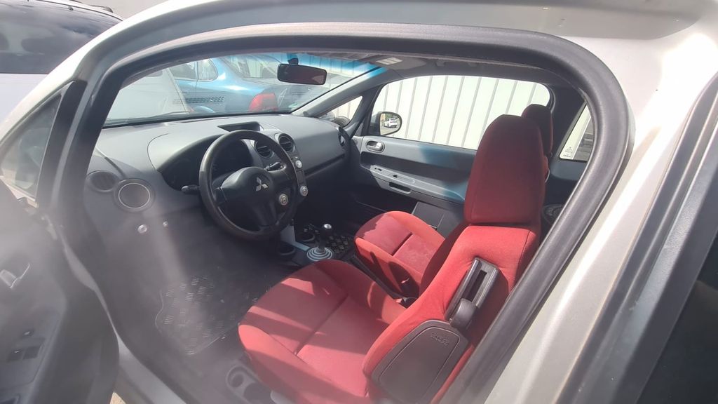 Mitsubishi Colt 205.000 km 1.299 &euro; Bensheim 64625
