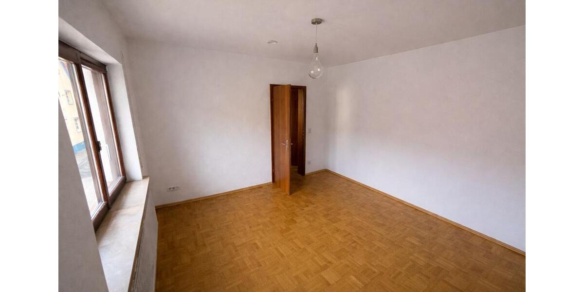 Etagenwohnung Lorsch - 3 Zimmer, 70 m&sup2;, 700&euro; | Angebot:26272080