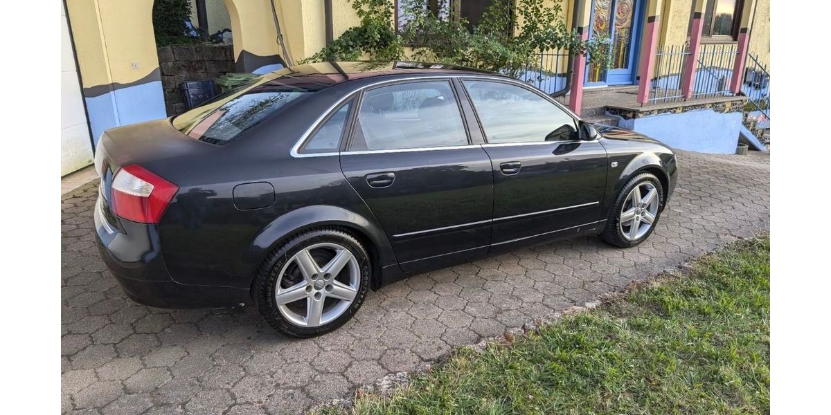Audi A4 242.000 km 2.400 &euro; Mannheim 68219