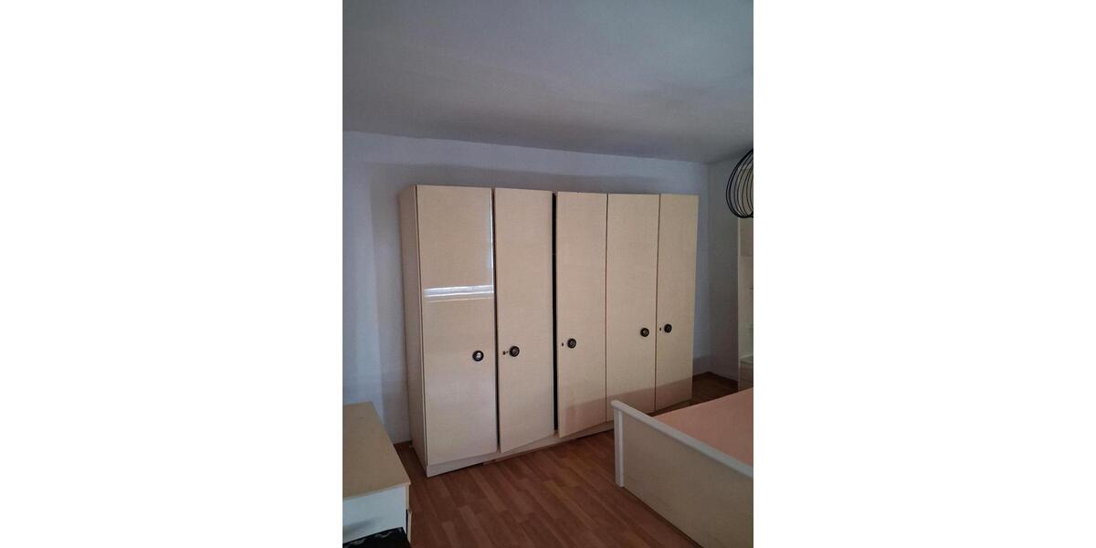Etagenwohnung Ludwigshafen am Rhein Ludwigshafen-Hemshof - 1 Zimmer, 60 m&sup2;, 850&euro; | Angebot:26254701