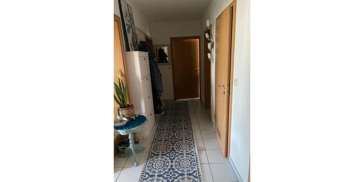 Etagenwohnung Ludwigshafen am Rhein Rheingönheim - 3 Zimmer, 75 m&sup2;, 750&euro; | Angebot:25415302