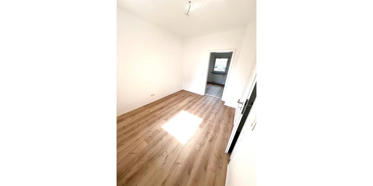Einfamilienhaus Bensheim - 4.5 Zimmer, 90 m&sup2;, 390.000&euro; | Angebot:26750628