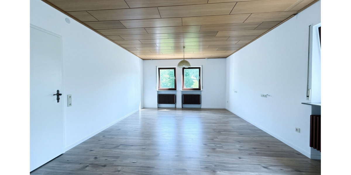 Charmantes Zweifamilienhaus mit Einliegerwohnung und traumhaftem Garten in Heppenheim - Zweifamilienhaus Heppenheim (Bergstraße) | Angebot:27248767