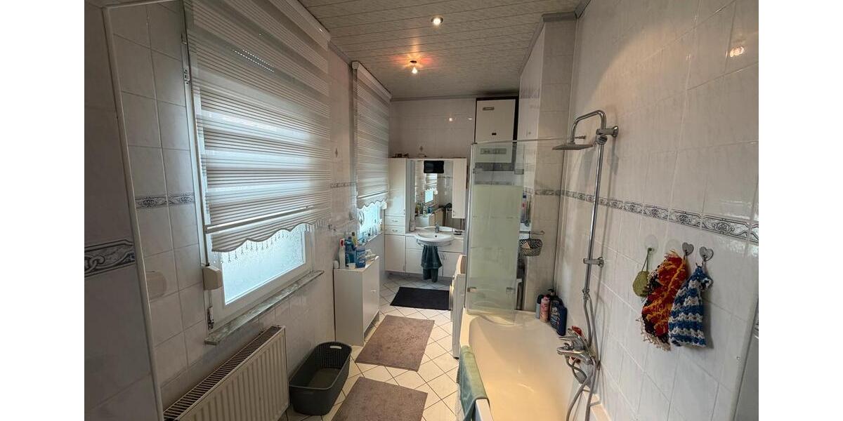 Etagenwohnung Frankenthal (Pfalz) - 5 Zimmer, 150 m&sup2;, 345.000&euro; | Angebot:24786101