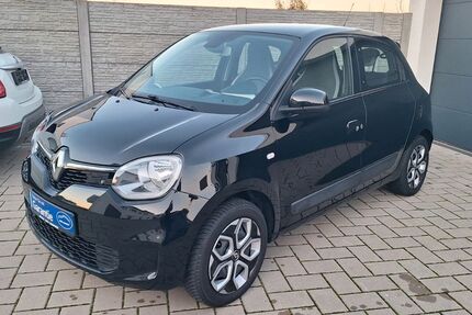 Renault Twingo 74.800 km 8.450 &euro; Mannheim 68307