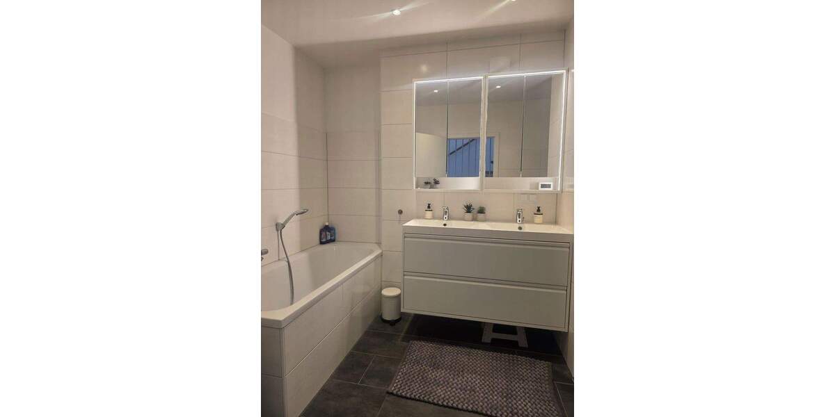 Reihenmittelhaus Laudenbach - 5 Zimmer, 141 m&sup2;, 599.000&euro; | Angebot:25870203