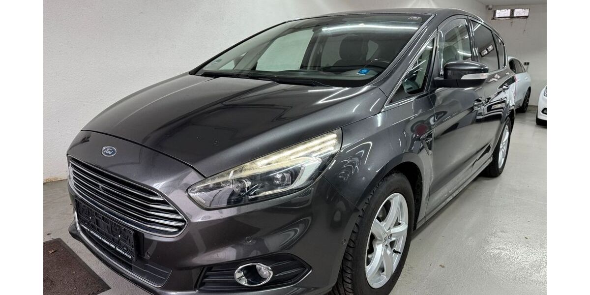 Ford S-Max 119.067 km 13.900 &euro; LUDWIGSHAFEN AM RHEIN 67071