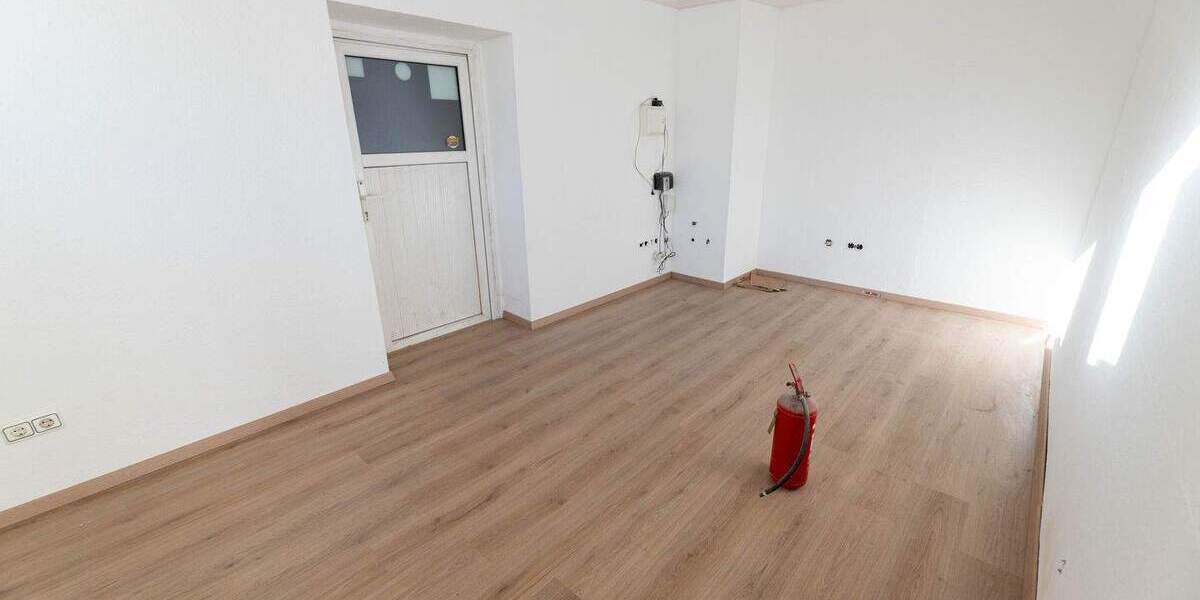 Doppelhaushälfte Brühl - 7 Zimmer, 228 m&sup2;, 550.000&euro; | Angebot:25141859