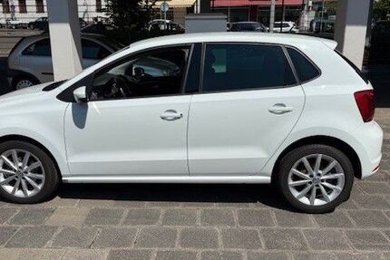 VW Polo