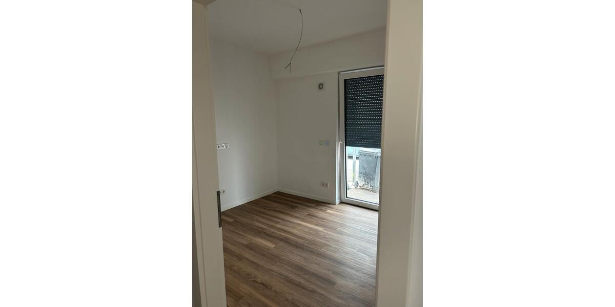 Erdgeschoßwohnung Mannheim Herzogenried - 4 Zimmer, 110 m&sup2;, 1.350&euro; | Angebot:25716848