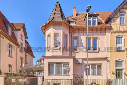 Haus zum Kaufen in Schwetzingen 790.000 € 281.58 m²