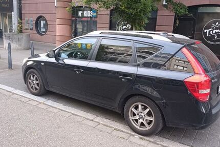 Kia ceed Sportswagon 177.000 km 2.990 &euro; Mannheim 68159