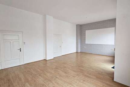 Wohnung Grünstadt - 5 Zimmer, 156 m&sup2;, 1.300&euro; | Angebot:26997978