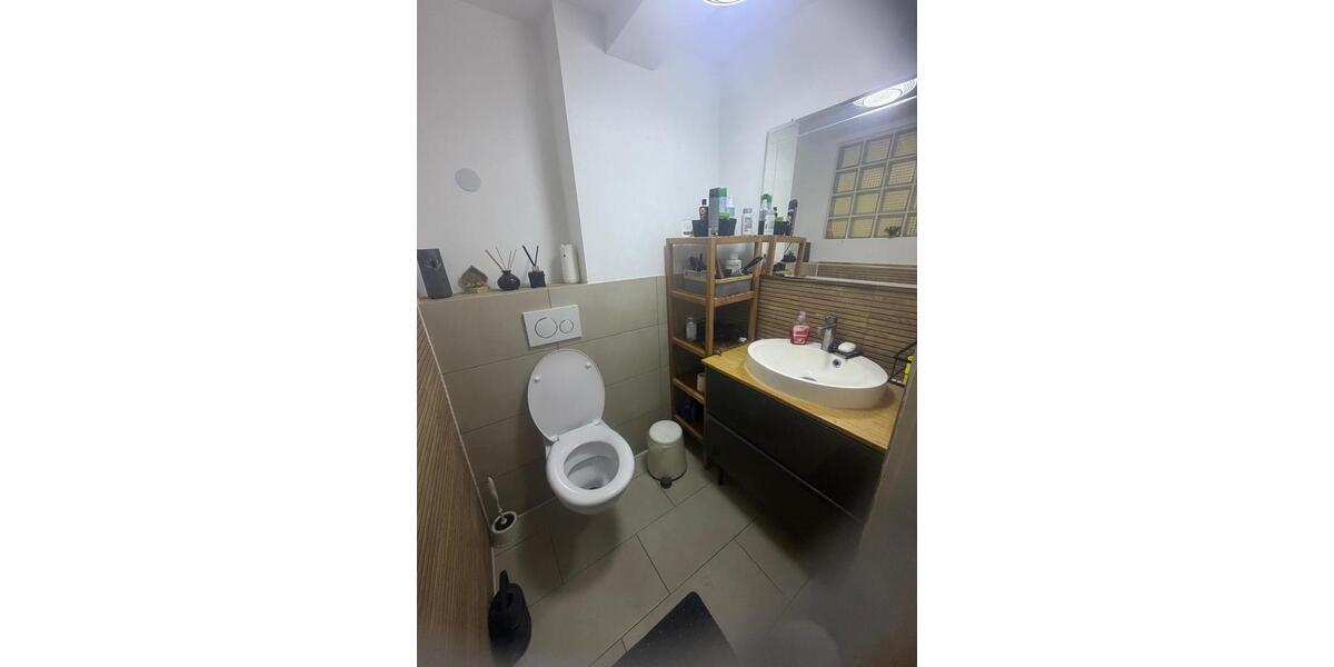 Etagenwohnung Hockenheim - 4 Zimmer, 120 m&sup2;, 1.300&euro; | Angebot:26424809