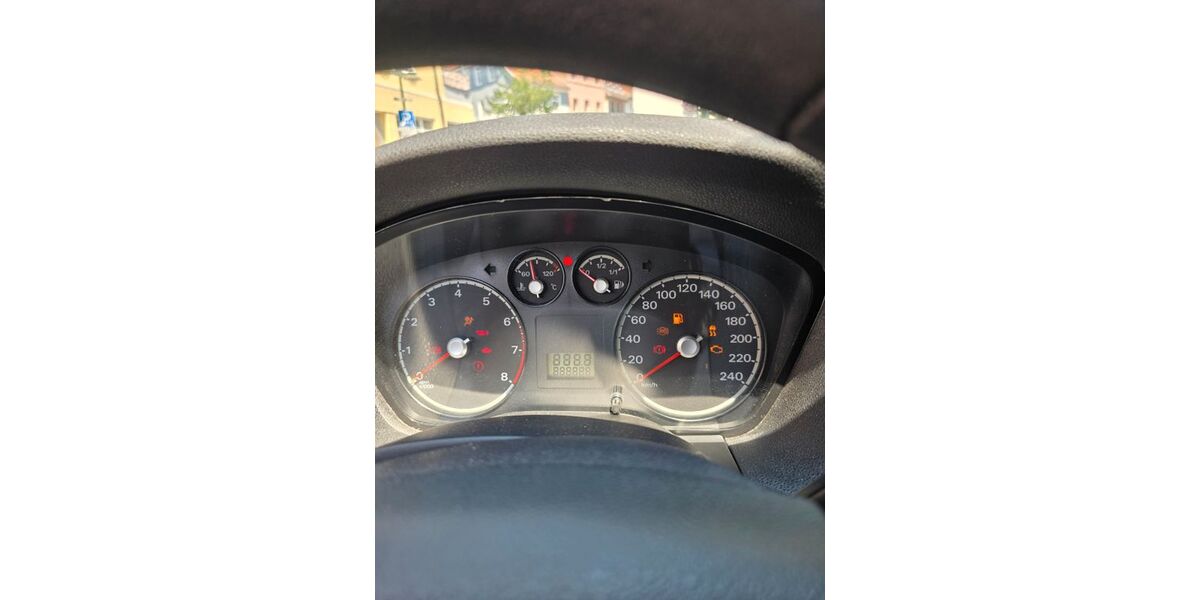 Ford Focus 176.100 km 2.200 &euro; Heddesheim 68542