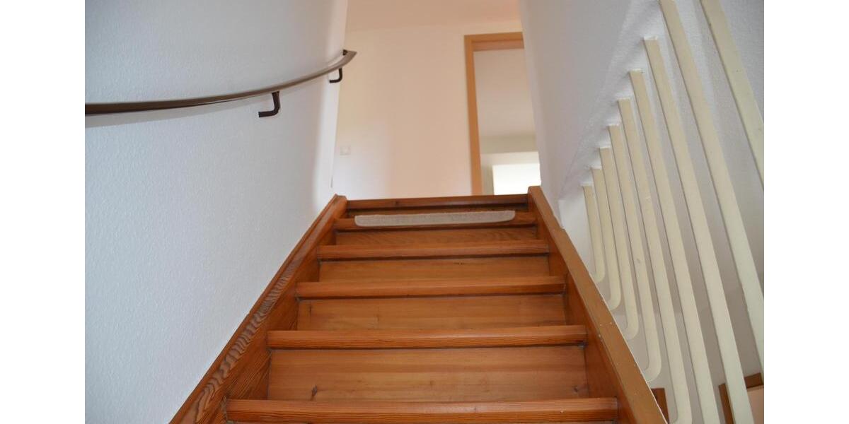 Einfamilienhaus Bammental - 7 Zimmer, 150 m&sup2;, 2.100&euro; | Angebot:26130459