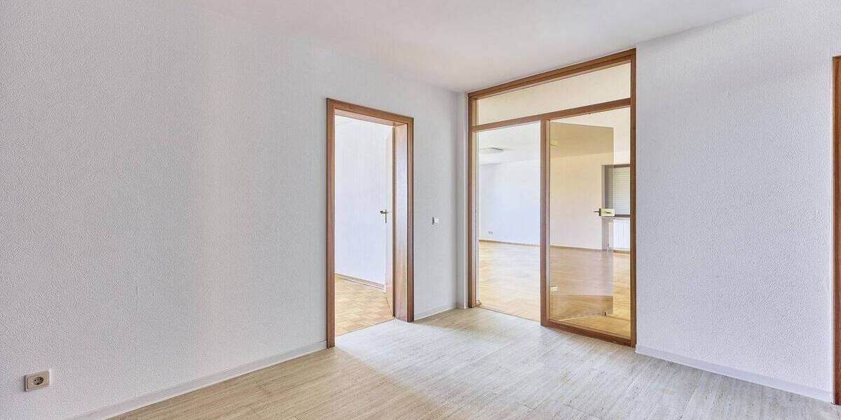 Mehrfamilienhaus, Wohnhaus Weisenheim am Berg - 1 Zimmer, 380 m&sup2;, 925.000&euro; | Angebot:25736753