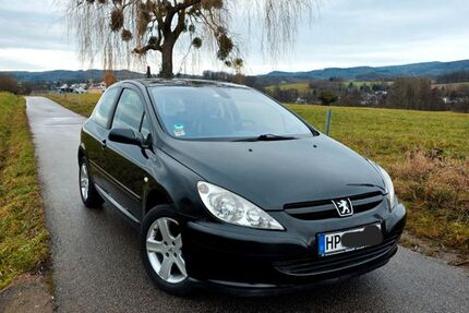 Peugeot 307 110.700 km 1.999 &euro; Fürth 64658