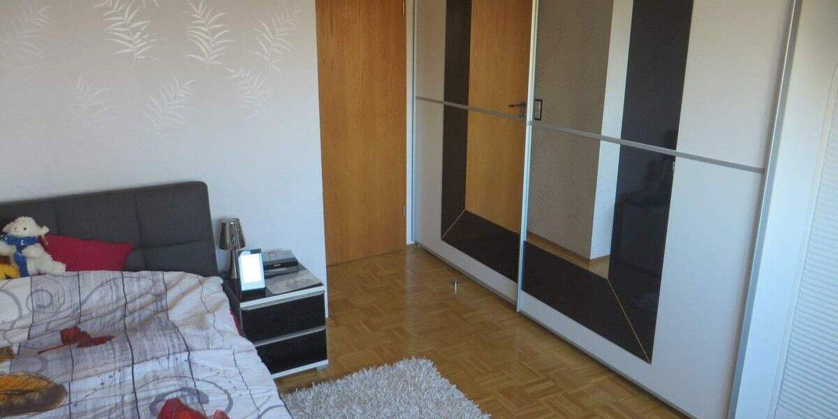 Attraktive 2-Zimmer-Wohnung mit Tiefgaragenstellplatz 2 zimmer