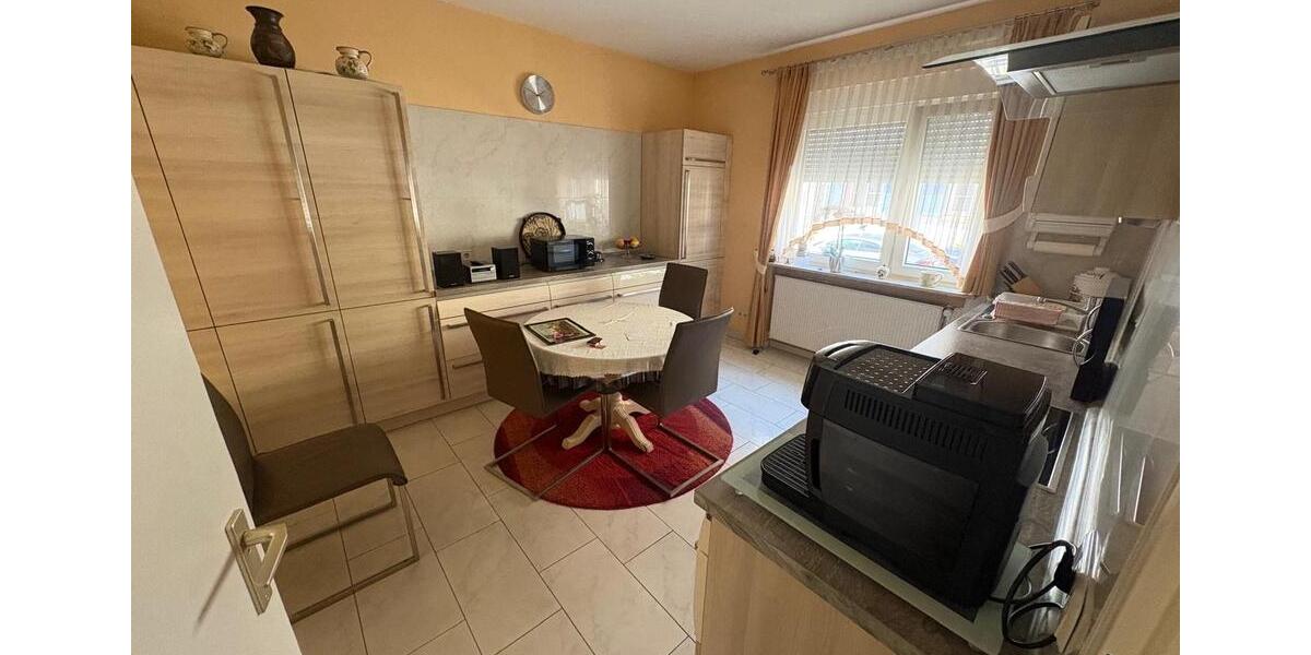 Erdgeschoßwohnung Ludwigshafen am Rhein Ludwigshafen-Hemshof - 1 Zimmer, 60 m&sup2;, 180.000&euro; | Angebot:26326848