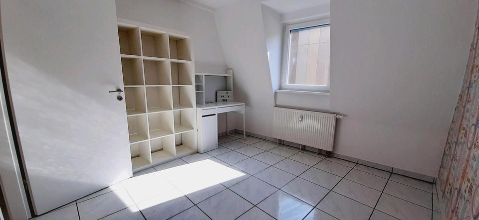 Etagenwohnung Ludwigshafen am Rhein Mundenheim - 3 Zimmer, 68 m&sup2;, 275.000&euro; | Angebot:26503636